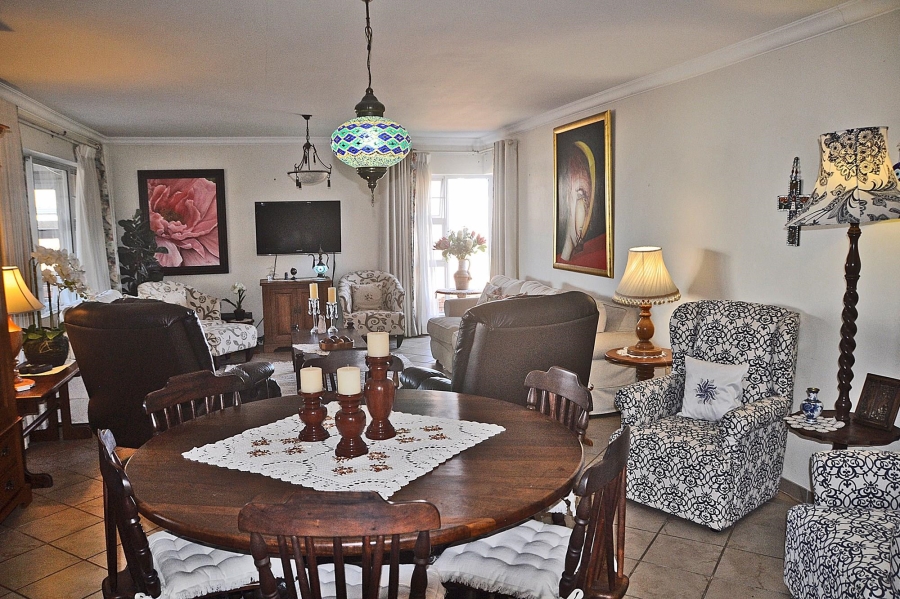 5 Bedroom Property for Sale in Tergniet Western Cape